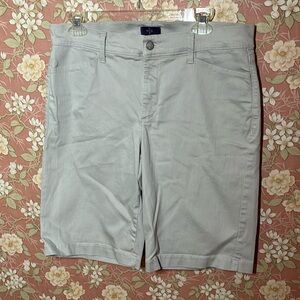 NYDJ- size 12 -Lift tuck technology